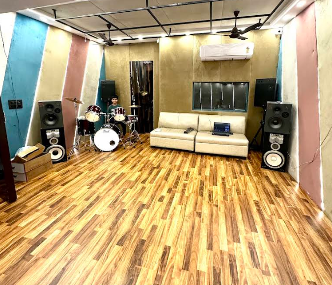 Neelam Recording Studio photo 1