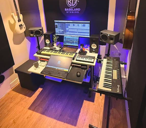 Baselard Studios photo 1